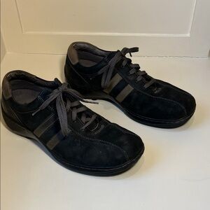 Men's navy blue and gray Skechers